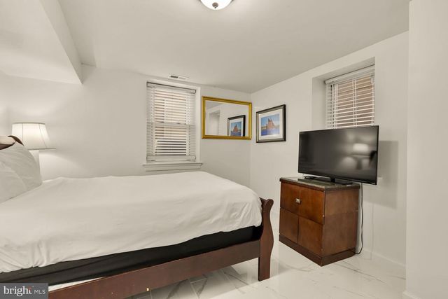 2814 13TH ST NW, Washington, DC 20009