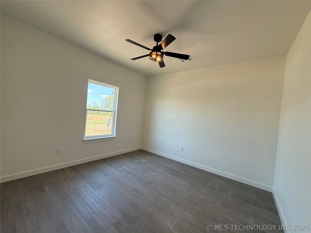 1990 N Everly Drive, Tahlequah, OK 74464