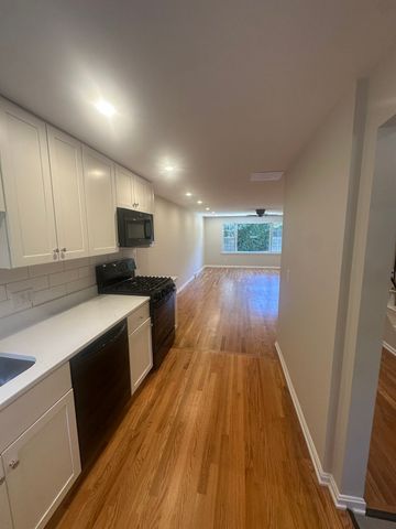 71 Florence St 71, Hudson, MA 01749