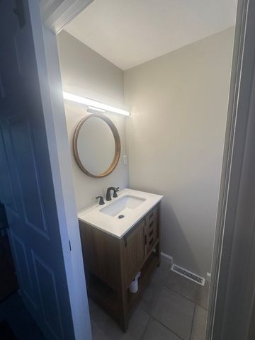 71 Florence St 71, Hudson, MA 01749