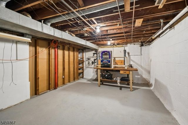 203 Dorchester St, Hanover Twp., NJ 07981