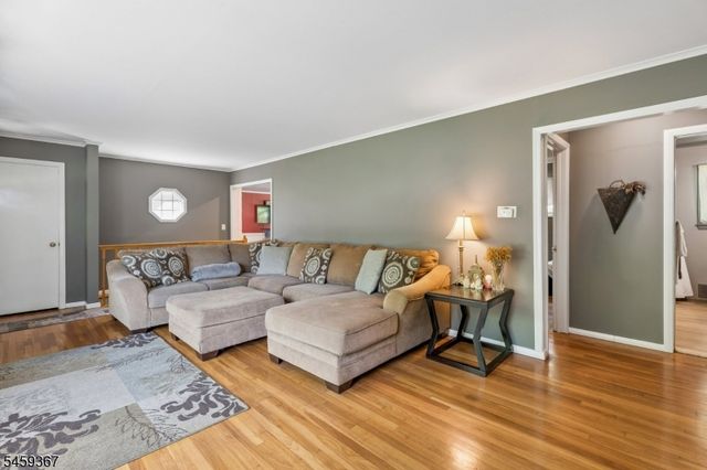 203 Dorchester St, Hanover Twp., NJ 07981
