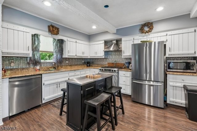 203 Dorchester St, Hanover Twp., NJ 07981