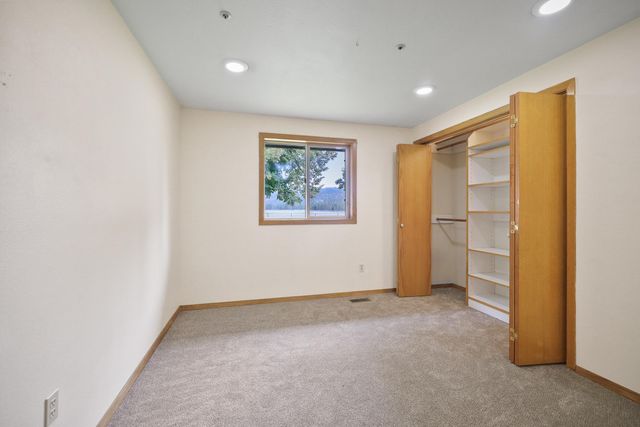3804 N Park Rd, Spokane Valley, WA 99212