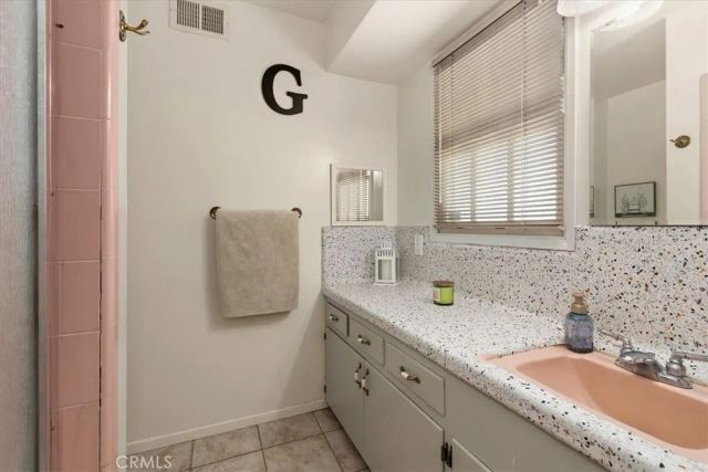 698 E Ralston Avenue, San Bernardino, CA 92404