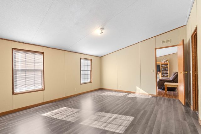 46 Doe Run Lane, Niangua, MO 65713