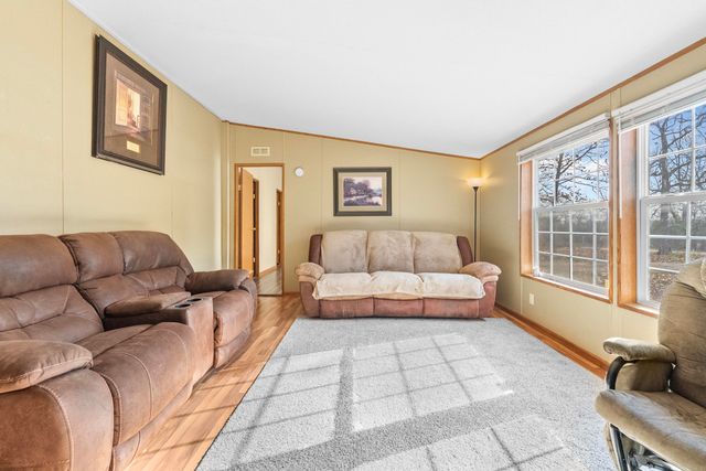 46 Doe Run Lane, Niangua, MO 65713