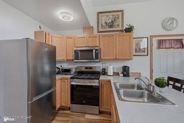 16376 W Little Beaver Lake Access, Big Lake, AK 99652