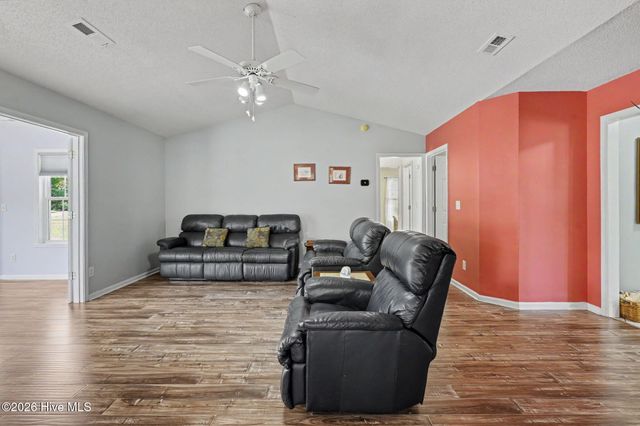 1718 Pharview Drive SW, Ocean Isle Beach, NC 28469