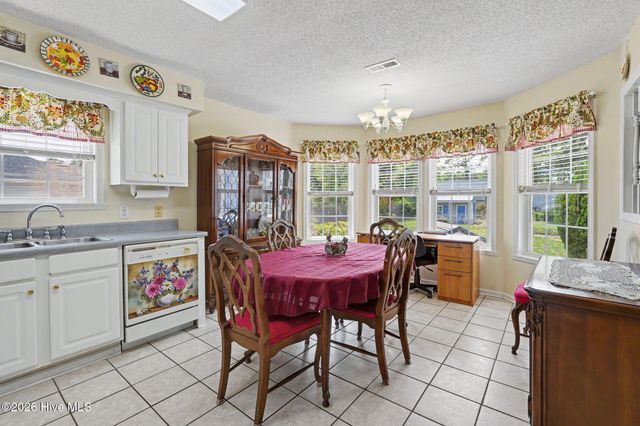 1718 Pharview Drive SW, Ocean Isle Beach, NC 28469