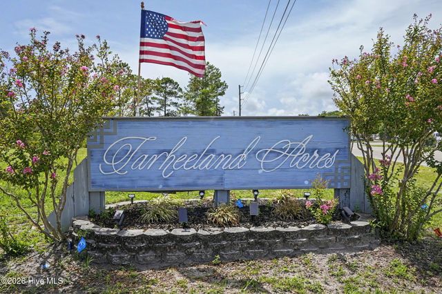 1718 Pharview Drive SW, Ocean Isle Beach, NC 28469