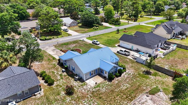 1718 Pharview Drive SW, Ocean Isle Beach, NC 28469
