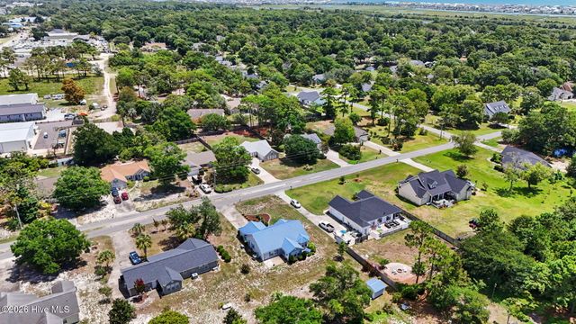 1718 Pharview Drive SW, Ocean Isle Beach, NC 28469