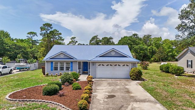 1718 Pharview Drive SW, Ocean Isle Beach, NC 28469