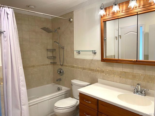 2106 Martingale Drive, Carmel, NY 10512