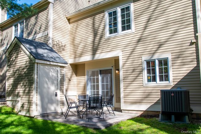 2106 Martingale Drive, Carmel, NY 10512