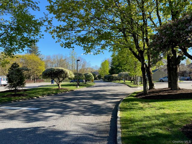 2106 Martingale Drive, Carmel, NY 10512