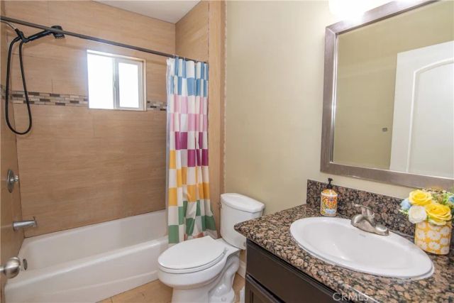 1134 W 68th, Los Angeles, CA 90044