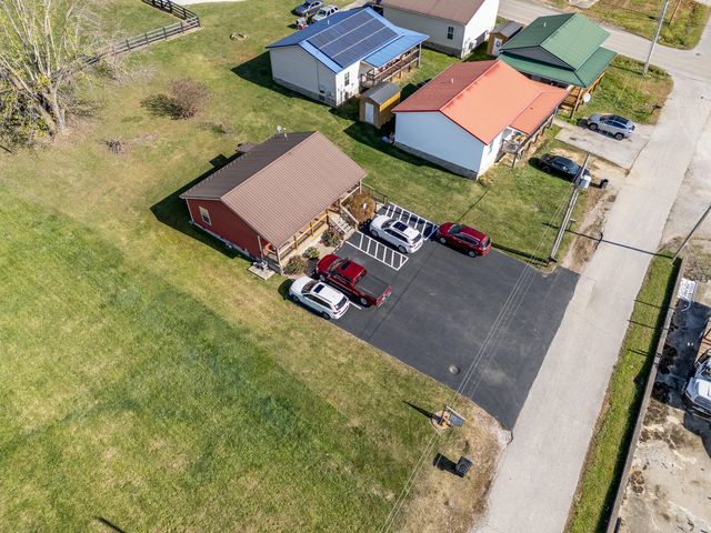 749 Gardner, West Liberty, KY 41472