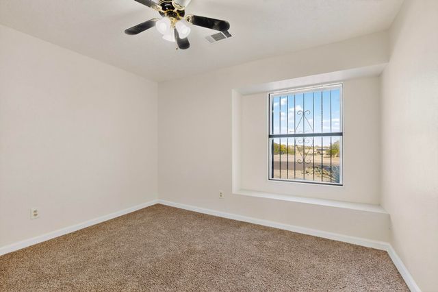 396 Pyrite Drive NE, Rio Rancho, NM 87124