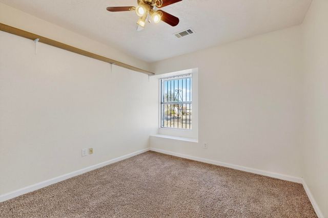 396 Pyrite Drive NE, Rio Rancho, NM 87124