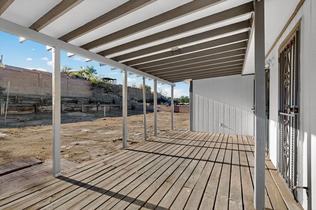 396 Pyrite Drive NE, Rio Rancho, NM 87124