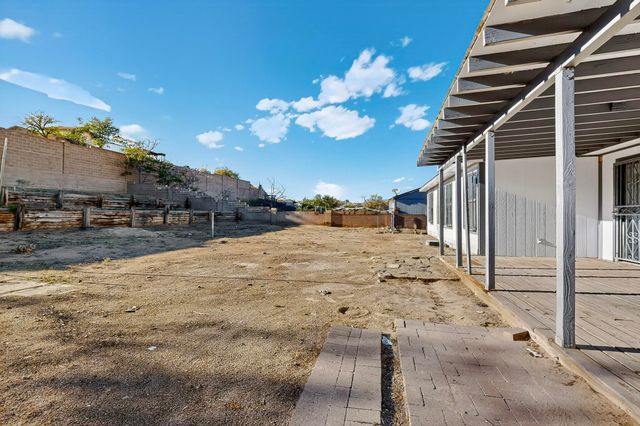 396 Pyrite Drive NE, Rio Rancho, NM 87124