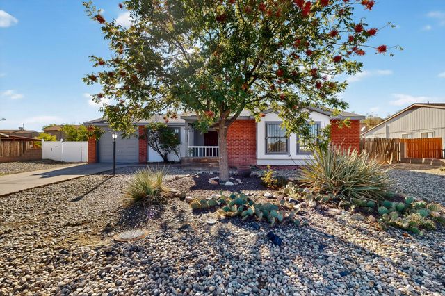 396 Pyrite Drive NE, Rio Rancho, NM 87124