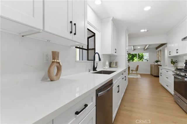 714 Genoa Street, Monrovia, CA 91016
