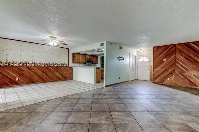 965 WHITMAN DRIVE, Sarasota, FL 34243