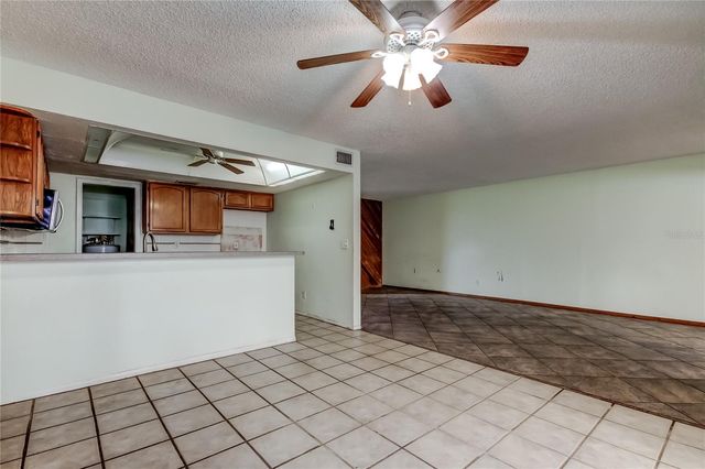 965 WHITMAN DRIVE, Sarasota, FL 34243