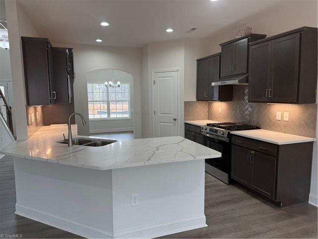 1758 Black Horse Road 49, Kernersville, NC 27284