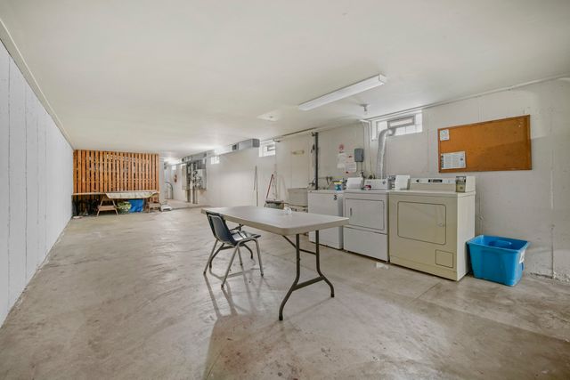 623 N Carroll Parkway 101, Glenwood, IL 60425