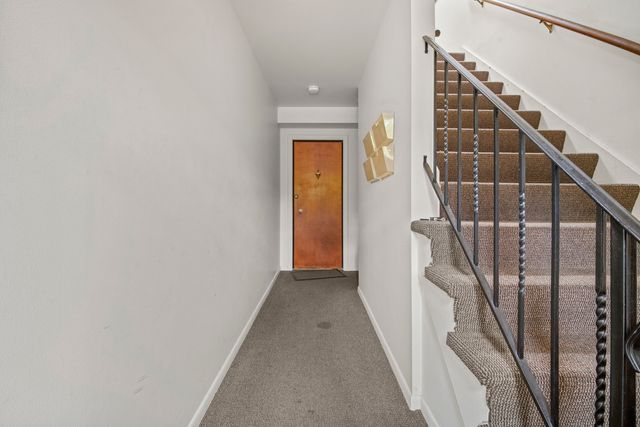 623 N Carroll Parkway 101, Glenwood, IL 60425