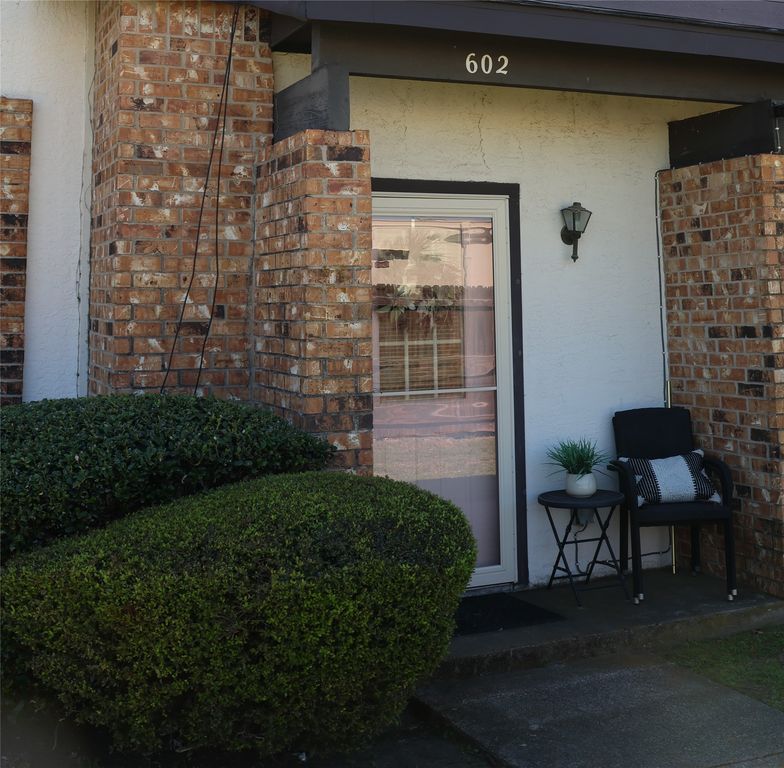 611 Oriole Boulevard 602, Duncanville, TX 75116