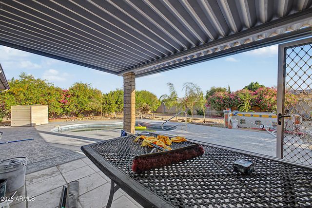 9715 W DESERT HILLS Drive, Sun City, AZ 85351