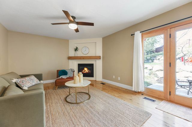 11406 S GRACEY LN, Sandy, UT 84092
