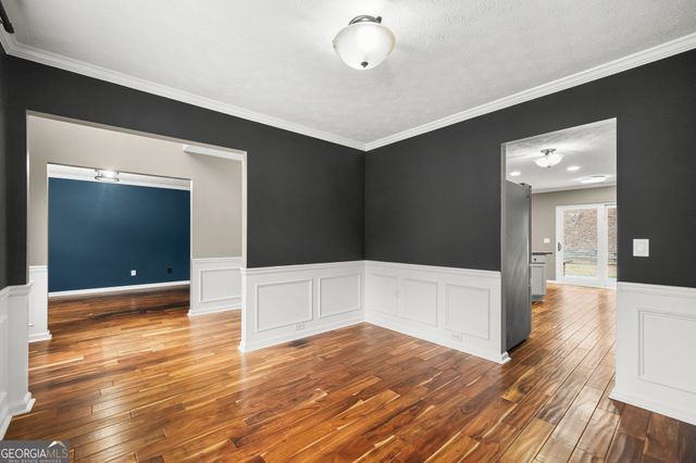 1016 Elsberry Drive, Woodstock, GA 30189