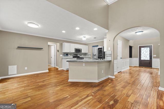 1016 Elsberry Drive, Woodstock, GA 30189