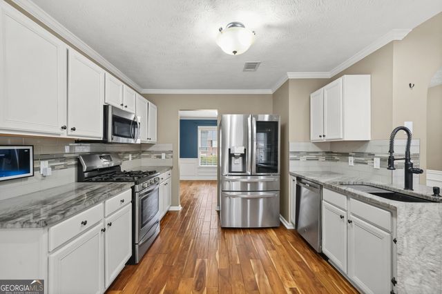 1016 Elsberry Drive, Woodstock, GA 30189