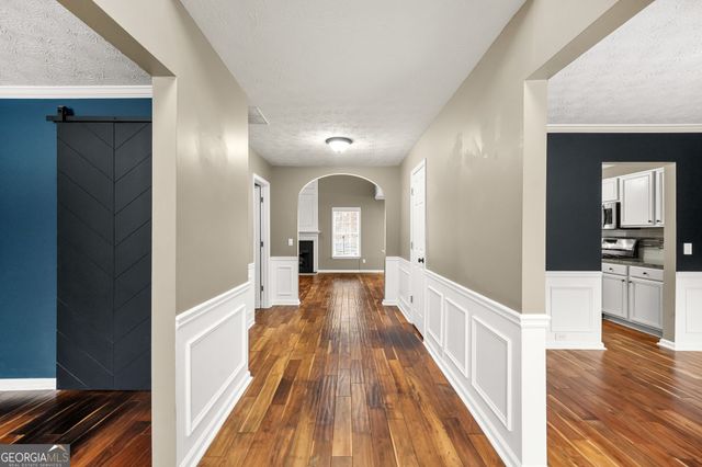 1016 Elsberry Drive, Woodstock, GA 30189