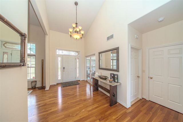 4324 Lohr Road, Ann Arbor, MI 48108