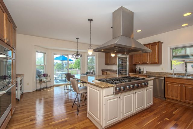 4324 Lohr Road, Ann Arbor, MI 48108