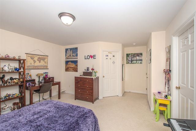 4324 Lohr Road, Ann Arbor, MI 48108