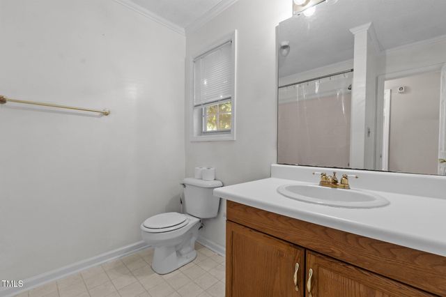 201 Wilshire Lane, Raeford, NC 28376