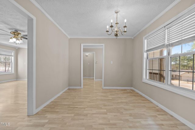 201 Wilshire Lane, Raeford, NC 28376