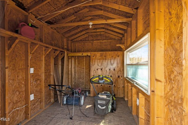 201 Wilshire Lane, Raeford, NC 28376
