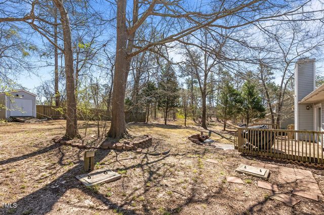 201 Wilshire Lane, Raeford, NC 28376