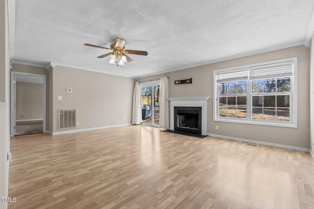 201 Wilshire Lane, Raeford, NC 28376