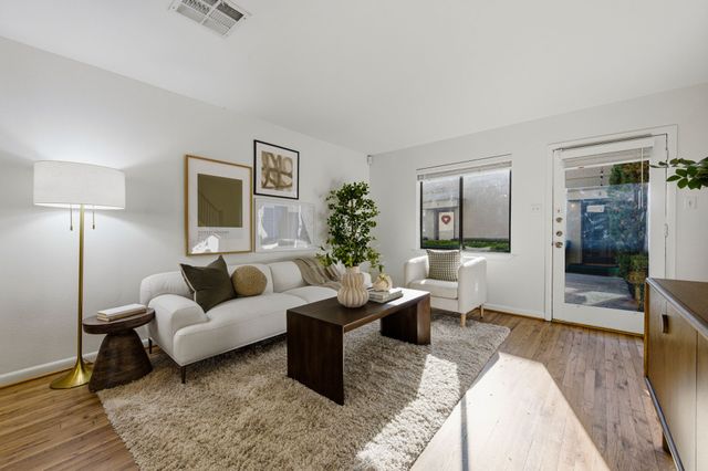 4115 Bowser Avenue 8, Dallas, TX 75219